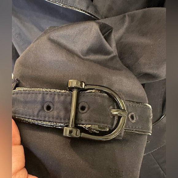 Burberry Navy Double-Breasted Coat with Black Patent Trim - Size 6 - Picture 6 of 12